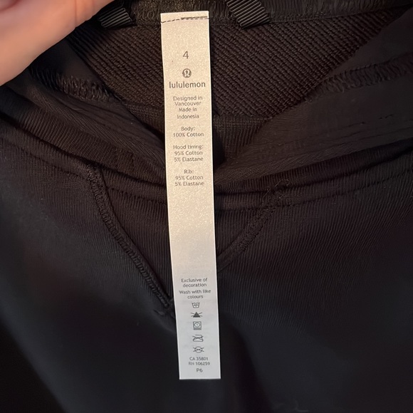 New With Tags never worn - Picture 4 of 4